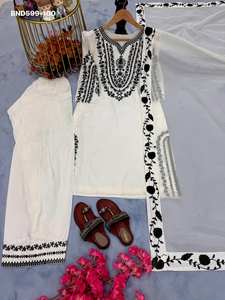 Ensemble haut et pantalon palazzo en crêpe naturel avec broderies, nouvelle collection, exportateur indien. - Product Image 4