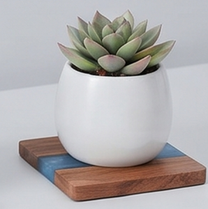 Juego de 4 posavasos de resina y madera, diseño moderno cuadrado de nogal y río azul, antideslizantes, perfectos para el hogar, restaurantes y cocinas. - Product Image 3