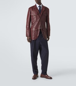 Manteau trench en cuir bordeaux pour homme avec fermeture boutonnée et quatre poches, coupe droite, style décontracté, vêtement d'extérieur, design personnalisé - Product Image 6
