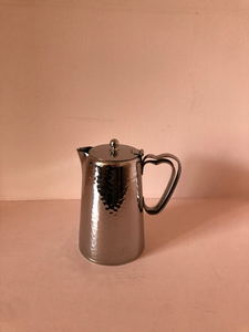 Carafe à boisson décorative en acier inoxydable martelé avec couvercle, élégante carafe à eau en métal pour hôtel, restaurant, traiteur - Product Image 6