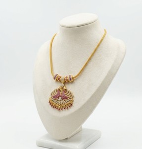 Collier en cuivre plaqué or traditionnel Divyoro pour femmes, cadeau de fiançailles, ensemble de bijoux pour anniversaire de mariage, design floral classique - Product Image 1