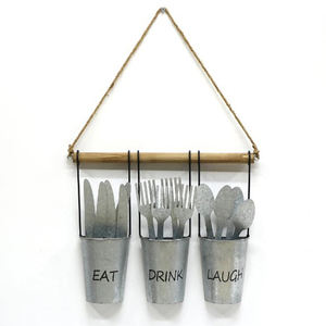 งานศิลปะติดผนังเหล็กชุบสังกะสี ดีไซน์สวยงามทันสมัย รูปทรงช้อนและมีด เหมาะสำหรับตกแต่งบ้าน ห้องครัว และโรงแรม - Product Image 1