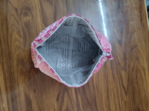 Corn husk clutch pouch Durable makeup pouch wholesale Soft portable puffer bag Lightweight cosmetic caseble Wholesale Make up - Product Image 2