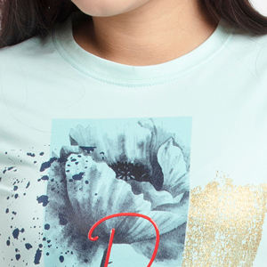 เสื้อยืดคอกลมสีฟ้าอ่อนสำหรับผู้หญิง แขนสั้น พิมพ์ลายดอกไม้ ทรงเข้ารูป สวมใส่สบายๆ สำหรับฤดูใบไม้ผลิและฤดูร้อน ผ้าฝ้ายเจอร์ซีย์ 100% ระบายอากาศได้ดี - Product Image 5