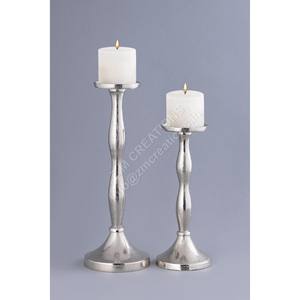 Ensemble de bougeoirs en aluminium faits à la main pour décoration de table de fête, design moderne, haut de gamme, idéal pour mariage - Product Image 1
