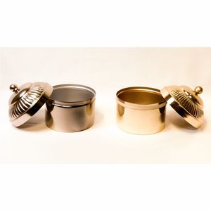 Tarro de Metal Moderno con Relieve - Lata de Almacenamiento Elegante - Tazón Decorativo para Dulces - Centro de Mesa de Alta Gama - Tarros Personalizables con Marca - Product Image 1