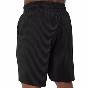 ชุดเสื้อยืดและกางเกงขาสั้นสองชิ้นสำหรับผู้ชาย ผ้าโพลีเอสเตอร์/คอตตอน เป็นมิตรกับสิ่งแวดล้อม สไตล์วินเทจ สำหรับฤดูร้อน พร้อมโลโก้สั่งทำด้านหน้า - Product Image 4