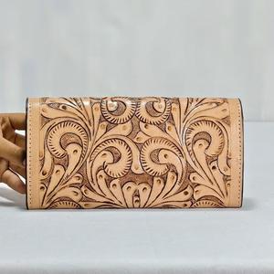 Cartera Larga de Cuero Genuino Hecha a Mano con Diseño de Cartas de Póker, Cierre Abierto, Estilo Vintage Unisex, Multifuncional, Grande - Product Image 3