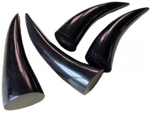 Corne de buffle naturelle écologique, pointe polie, design rustique moderne, haute qualité, noir - Product Image 2
