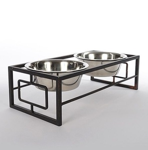 Bols pour animaux de compagnie en acier inoxydable pour chiens, chats, chiots et chatons, conçus pour le service de nourriture et d'eau et l'alimentation quotidienne fiable - Product Image 5