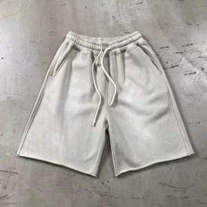 Shorts en molleton de coton premium 320 GSM, lavage acide, rose et noir, impression intégrale, logo personnalisé, pour homme - Product Image 2