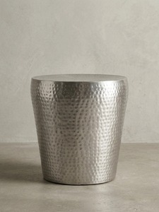 Mesa de Centro Redonda Moderna de Aluminio para el Hogar, 60 cm de Diámetro, Diseño Industrial, Mueble de Metal Hecho a Mano para Sala de Estar - Product Image 1