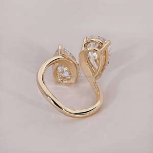 Arin/Oro de 18K/14K con diamantes naturales certificados GIA/IGI modernos, o diseños personalizados con anillos de diamantes MOQ bajos - Product Image 1