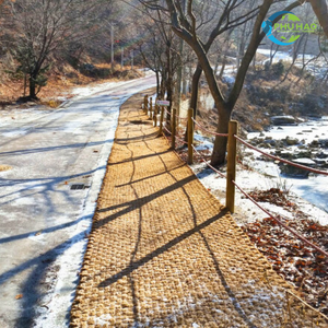 Article populaire : Tapis en fibre de coco pour l'extérieur, de haute qualité, pour le contrôle de l'érosion et les projets de restauration des terrains - Product Image 5
