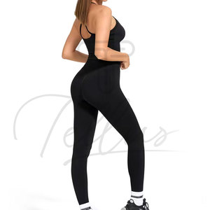 Best Selling Women Yoga Set Premium Quality Custom Made Wholesale Women 2 pcs Yoga Set for Adult Yoga sets - Product Image 5