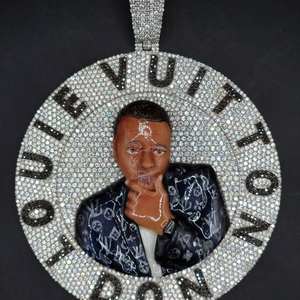 Pendentif personnalisé avec nom incrusté de moissanite, bijoux de fête hip-hop, plaqué or rose et argent - Product Image 3