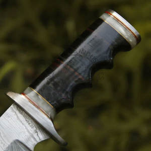 Couteau à lame fixe haut de gamme, neuf, fait main, en acier Damas, couteau de chasse, couteau Bowie tranchant, couteau de survie avec manche en nacre - Product Image 6