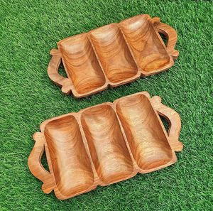 Plateau de service en bois pour collations et fruits secs, idéal pour la maison et la cuisine, disponible pour une utilisation domestique et en hôtellerie. - Product Image 5