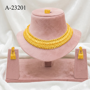 Juego de Collar y Aretes con Zircones Florales Tradicionales Chapados en Oro, Joyería Nupcial India para Bodas, Venta al Por Mayor, Modelo A-23257 - Product Image 6