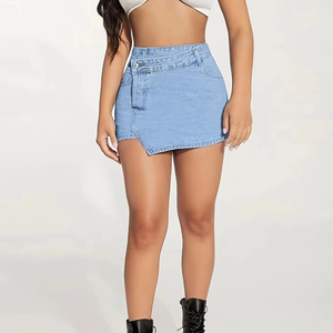 กางเกงยีนส์ขาสั้นผู้หญิงทรงสกินนี่เซ็กซี่แบบขาดๆ แต่งกระดุม รุ่นซัมเมอร์ 2025 สีสันปรับแต่งได้ ขายส่ง - Product Image 1