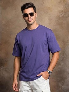 T-shirt décontracté à manches courtes et col rond pour homme, coupe classique, en coton jersey épais teint en fil, couleur unie, avec logo frontal - Product Image 2
