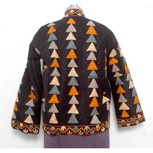 Veste brodée de style vintage de qualité supérieure avec motifs artistiques pour femmes, élégante pour un usage quotidien, disponible dans toutes les tailles - Product Image 5