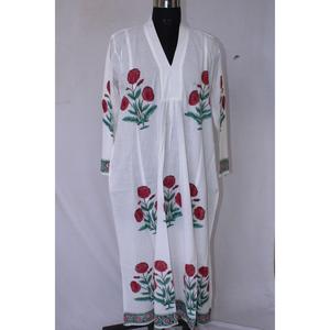 Vestido Maxi Bohemio Hecho a Mano con Estampado de Bloques de Algodón, Vestido Largo para Mujer con Estampado Floral Blanco y Rojo y Borde Tradicional - Product Image 1