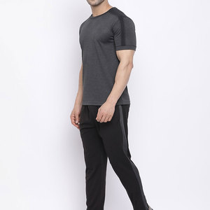 Quick Dry Gym Fitness Wear Lightweight Breathable Jogging Suit For Outdoor Use Men Short Sleeves Summer Tracksuits Set - Product Image 3