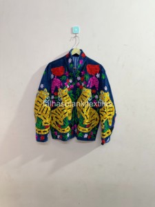 Chaqueta de Terciopelo Suzani al por Mayor, Chaqueta Bordada a Mano con Diseño de Tigre y Flores, Forro Interior de Algodón, Abrigo de Invierno, Blezar - Product Image 5
