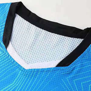 Vente en gros de nouveaux polos de golf pour hommes de haute qualité en coton et polyester avec shorts, uniformes de tennis, ensembles de tennis deux pièces - Product Image 3