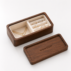 Boîte à bijoux en bois de noyer avec logo personnalisé, boîte cadeau de luxe avec insert en velours doux, fabricant OEM ODM - Product Image 4