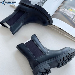 Botas Escolares Formales para Niños de Diseño Personalizado, Cuero Sintético Charolado, Impermeables, Fáciles de Limpiar - Product Image 4