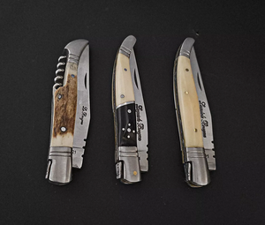 Cuchillo Plegable de Supervivencia Laguiole para Exteriores - Acero al Carbono y Mango de Hueso, Borde Parcialmente Serrado, Diseño Compacto para Camping y Senderismo - Product Image 2