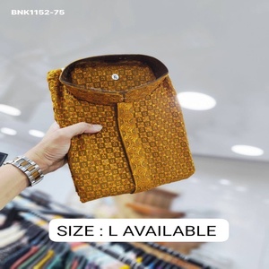 Colección de Kurta-Payjama de Viscosa Rayón de Excelente Calidad con Bordado Lucknowi y Botones Elegantes, Proveedor de India para Ropa Festiva - Product Image 1