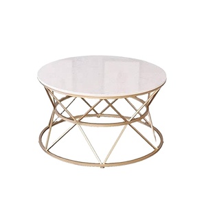 Table basse moderne dorée et table gigogne pour la décoration intérieure Meubles de salon Matériau métallique pour la maison - Product Image 1