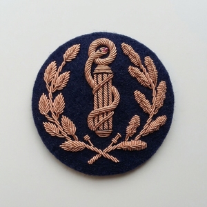Luxury Hand Embroidery Badges Premium Quality Handmade Embroidered Patches with Custom Logo OEM Service OEM Size Private Label - Product Image 4