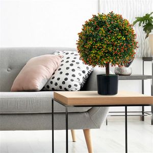 ต้นไม้ประดิษฐ์ทรงกลมขนาด 22 นิ้ว แพ็ค 2 ชิ้น พร้อมลูกบอลบ็อกซ์วูดขนาด 15 นิ้ว ผลไม้สีส้ม ทำจากวัสดุ PE/PVC สีเขียวซีเมนต์ สีส้ม ต้นไม้ประดิษฐ์ที่ทนทาน - Product Image 6