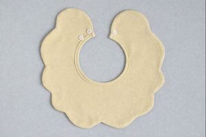 JALBEBE Bavaglino Unisex per Neonati in Morbido Cotone a Forma di Fiore, Monostrato con Bottone a Pressione, Ecologico, Antibatterico, con Bordo Ondulato - Product Image 4