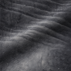 Pantalones cortos de mezclilla holgados para hombre, negros, con efecto desgastado, estilo urbano, producción OEM personalizada, corte holgado, hasta la rodilla, vaqueros vintage de verano con bordado. - Product Image 6