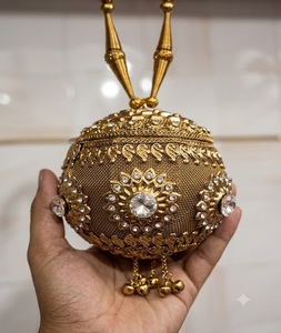 Pochette à perles faite à la main avec embellissements en perles et pierres précieuses, accessoire de mode pour mariage, cadeau par f s international - Product Image 3