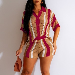 Ensemble 2 pièces tricoté rayé pour femme, col rabattu, manches courtes, coupe ample, respirant, printemps-été, tenue décontractée - Product Image 1