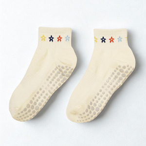 <b>Custom</b> Logo <b>Grip</b> <b>Socks</b> Breathable Knitted Crew Non Slip Yoga Pilates Ballet Sports <b>Socks</b> - Product Image 1