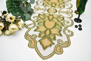 Luxury Dining <b>Table</b> <b>Mats</b> Pads Emneaded Floral Design Customized Shape Handmade 5mm Thickness for Hotel/Restaurant Events - Product Image 1