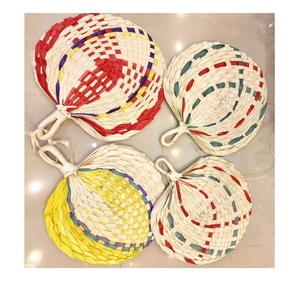 Ventilador de tejido de hoja de palma de paja a mano de Vietnam para eventos al aire libre Fiesta en la playa Regalo sostenible Favor personalizable - Product Image 3