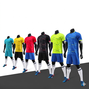 ชุดฟุตบอลสั่งทำพิเศษ สีแดงน้ำเงิน เสื้อเจอร์ซีย์ กางเกงขาสั้น เบอร์ 9 พิมพ์ลายด้วยความร้อน ระบายเหงื่อได้ดี แห้งเร็ว ด้านหน้า - Product Image 6