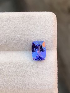 Tanzanite bleue naturelle, taille variée, pierre de naissance de décembre, pierre précieuse en vrac de 2,00 carats, certifiée par un tiers pour la fabrication de bijoux et de bagues - Product Image 3