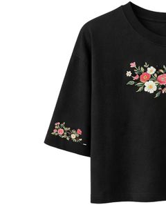 Camiseta Corta para Mujer, Color Negro, Bordado Floral, Manga Corta, Informal, Mezcla de Algodón Suave, Top de Verano para Mujer, Venta al Por Mayor - Product Image 4