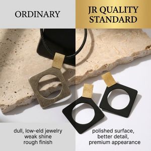 ชุดต่างหูและสร้อยคอ - Product Image 4