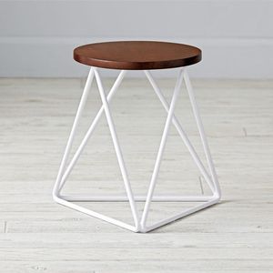 Taburete Metálico Industrial de Diseño con Acabado Elegante y Construcción de Acero Resistente para Espacios Interiores Modernos - Product Image 6