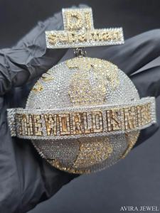 Colgante Hip Hop de Plata de Ley 925 Maciza con Baño de Oro Amarillo, Moissanita, Sin Níquel, Sin Plomo, Charm Icy, Joyería para Hombre y Mujer Avira - Product Image 4